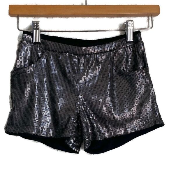NWT Children’s Place Gunmetal Sequins Shorts 6x/ 7 - Picture 3 of 7